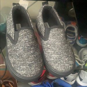 New toddler sneakers. Size 8